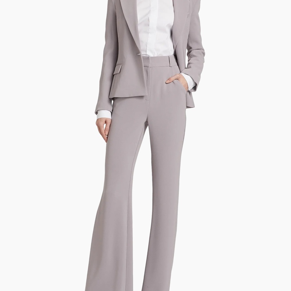 Chic Women's Gray Flare Pantsuit